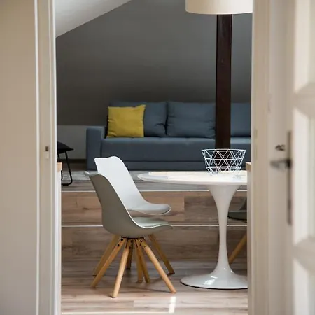 Veritas Apartment *